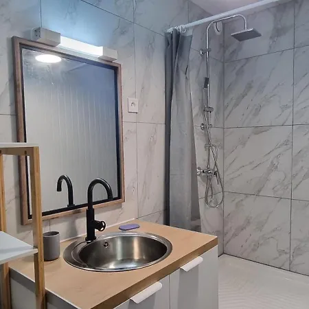 Lys Rdc Centre-ville T2 Renove Cocon Cosy Parking 34m2 Apartman *